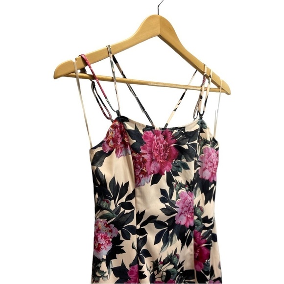 NWT Clara Story Floral Fitted Midi Dress Size Large - Picture 4 of 13